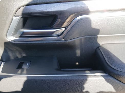 Used 2025 Chevrolet Silverado 3500 LTZ w/ LTZ Plus Package image 46