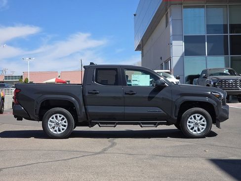 New 2026 Toyota Tacoma SR5 image 5