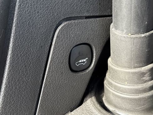 Used 2019 Ford Flex Limited image 18