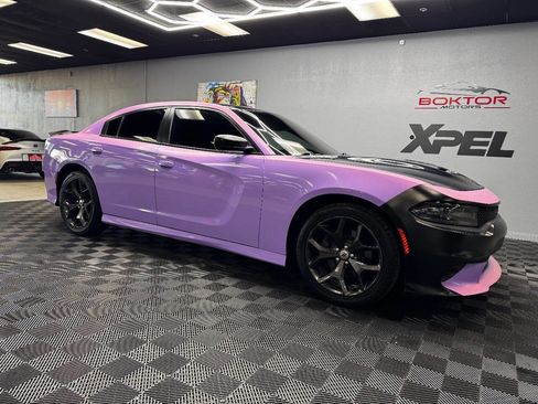 Used 2019 Dodge Charger GT image 2