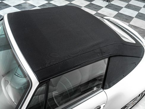 Used 1995 Porsche 911 Cabriolet image 36
