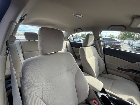 Used 2012 Honda Civic LX image 17