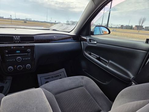 Used 2016 Chevrolet Impala Limited LS image 46