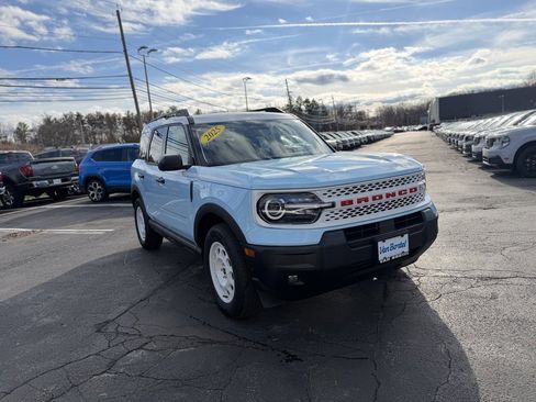 Used 2025 Ford Bronco Sport Heritage w/ Convenience Package image 8