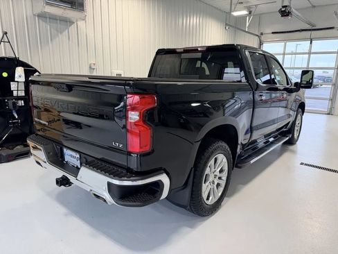 Used 2024 Chevrolet Silverado 1500 LTZ AWD/4WD image 3