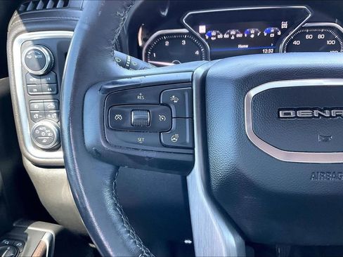 Used 2022 GMC Sierra 3500 Denali image 10