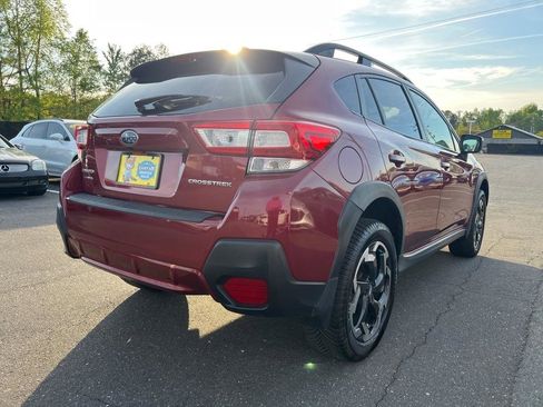Used 2019 Subaru Crosstrek 2.0i Premium w/ Moonroof Package AWD/4WD image 4