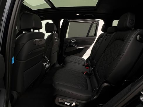 New 2026 BMW X7 xDrive40i image 11