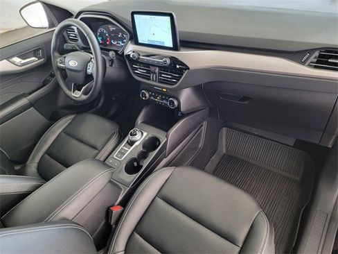 Certified 2022 Ford Escape SEL image 25