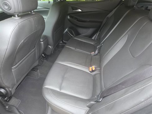 Used 2024 Buick Encore GX Sport Touring image 10