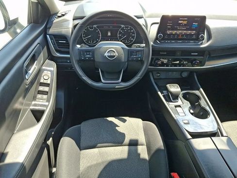 Certified 2026 Nissan Rogue SV FWD image 13
