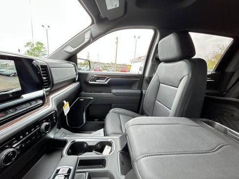New 2026 Chevrolet Silverado 1500 LT Trail Boss AWD/4WD image 46