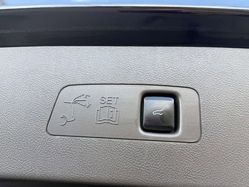 Certified 2020 Lincoln Corsair AWD w/ Equipment Group 101A image 7
