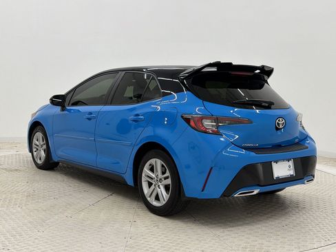 Used 2022 Toyota Corolla SE FWD image 3