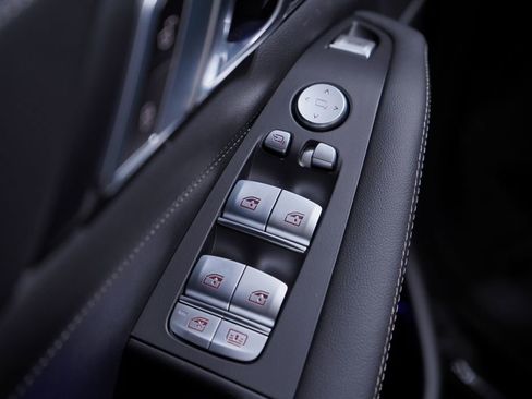 New 2026 BMW ALPINA XB7 image 19