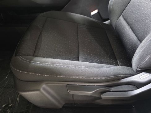 Used 2025 Chevrolet Equinox EV LT image 26