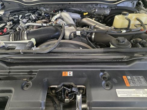 Used 2021 Ford F350 Lariat image 16