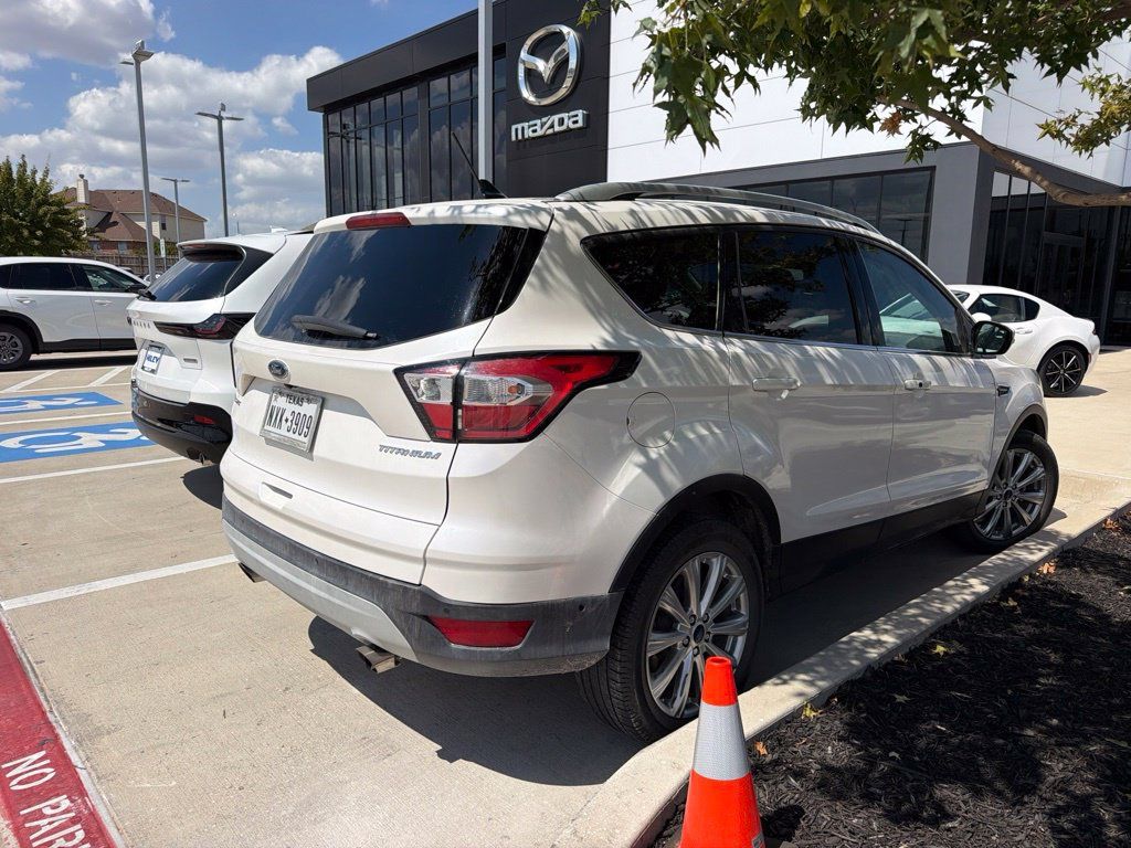 Used 2018 Ford Escape Titanium AWD/4WD image 7