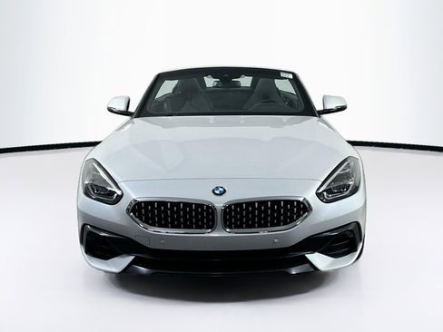Used 2022 BMW Z4 sDrive30i w/ Driving Assistance Package image 2