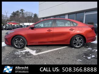 Used 2023 Kia Forte LXS video 2