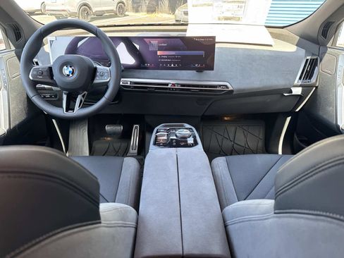 New 2026 BMW iX xDrive45 w/ M Sport Package image 16