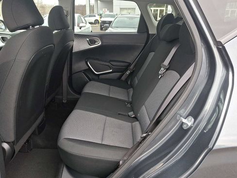 Used 2023 Kia Soul S image 11