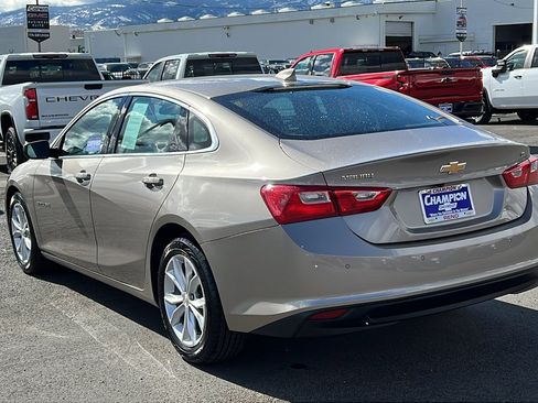 Used 2024 Chevrolet Malibu LT FWD image 7
