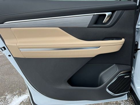 New 2026 Buick Enclave Preferred w/ Power Package image 31