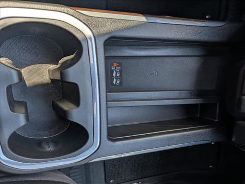 Used 2022 Chevrolet Silverado 2500 High Country w/ Safety Package II image 40