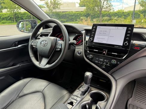 Used 2024 Toyota Camry XSE w/ Cold Weather Package FWD image 20