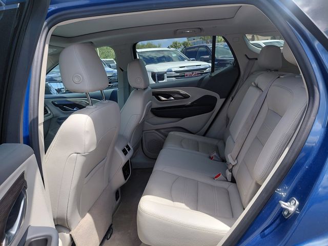Used 2024 GMC Terrain Denali w/ Denali Premium Package AWD/4WD image 17