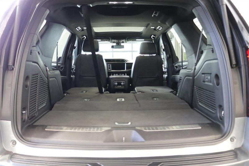Used 2022 GMC Yukon Denali AWD/4WD image 45