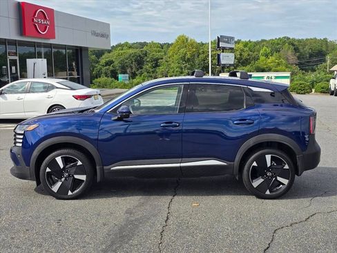 Used 2025 Nissan Kicks SR FWD image 23