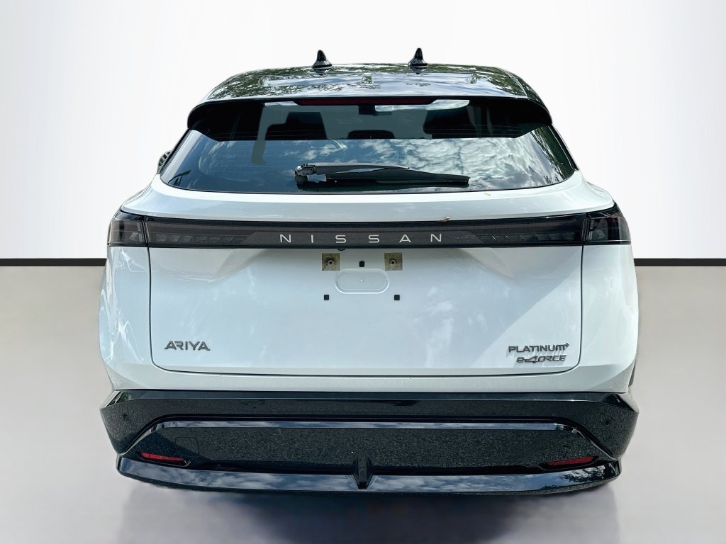 Used 2024 Nissan Ariya AWD image 6