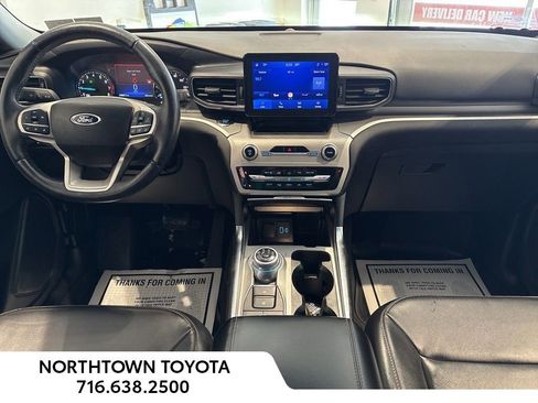 Used 2022 Ford Explorer XLT w/ Equipment Group 202A image 13