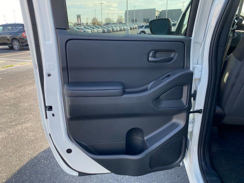 New 2026 Nissan Frontier SV w/ SV Convenience Package image 15