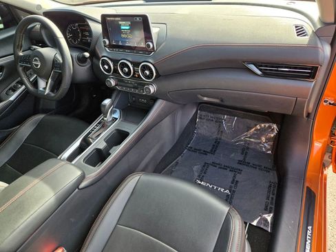 Used 2024 Nissan Sentra SR w/ SR Premium Package image 20