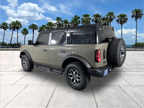New 2025 Ford Bronco Badlands image 7