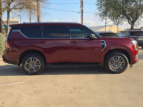 Certified 2025 Nissan Armada SL w/ Captain's Chari Seat Package image 8