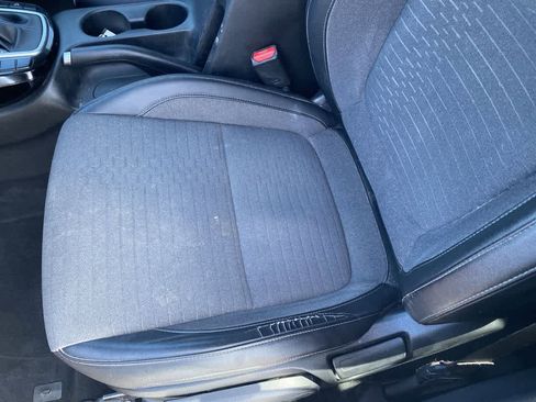 Used 2023 Kia Seltos S image 11