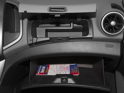 Used 2014 Chevrolet Sonic LT FWD image 18