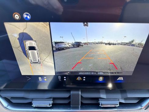 New 2026 Chevrolet Equinox ACTIV w/ Convenience Package III image 20