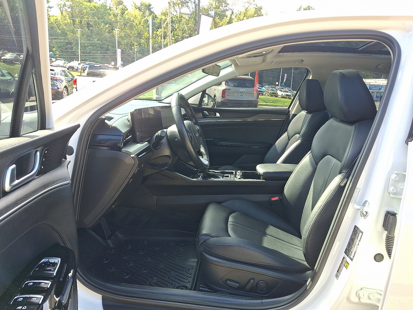 Used 2025 Kia K5 EX FWD image 13
