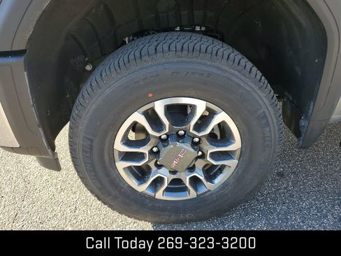 New 2026 GMC Sierra 2500 SLE w/ SLE Value Package; image 33