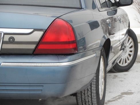 Used 2007 Mercury Grand Marquis LS image 17