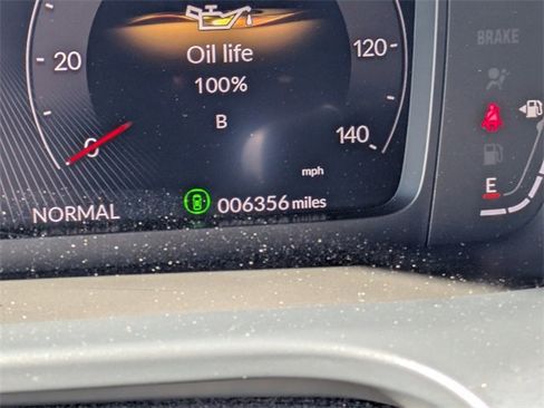 Certified 2025 Acura ADX A-Spec image 32