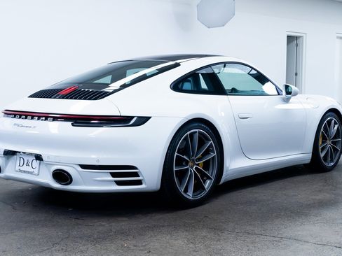 Used 2020 Porsche 911 Carrera S image 6