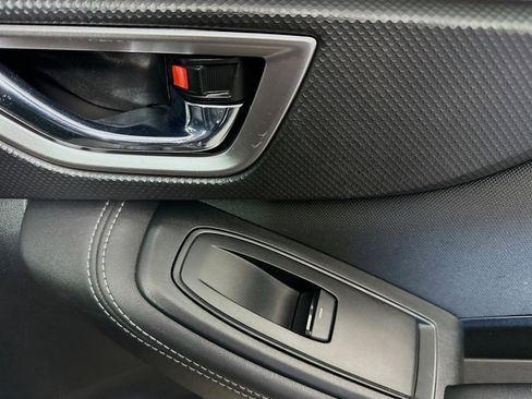 Used 2023 Subaru Forester Premium image 31