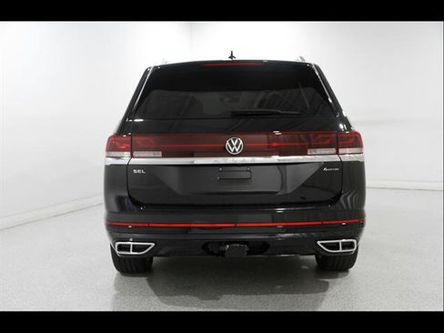Certified 2024 Volkswagen Atlas SEL Premium R-Line AWD/4WD image 21