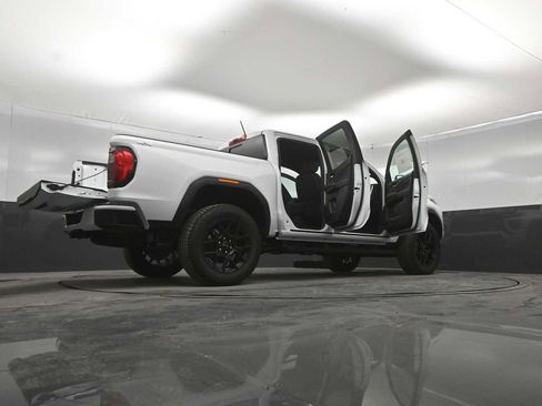 New 2026 GMC Canyon Elevation w/ Convenience Package AWD/4WD image 44